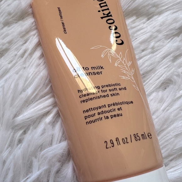 Cocokind Oil to Milk Cleanser - Picture 6 of 9